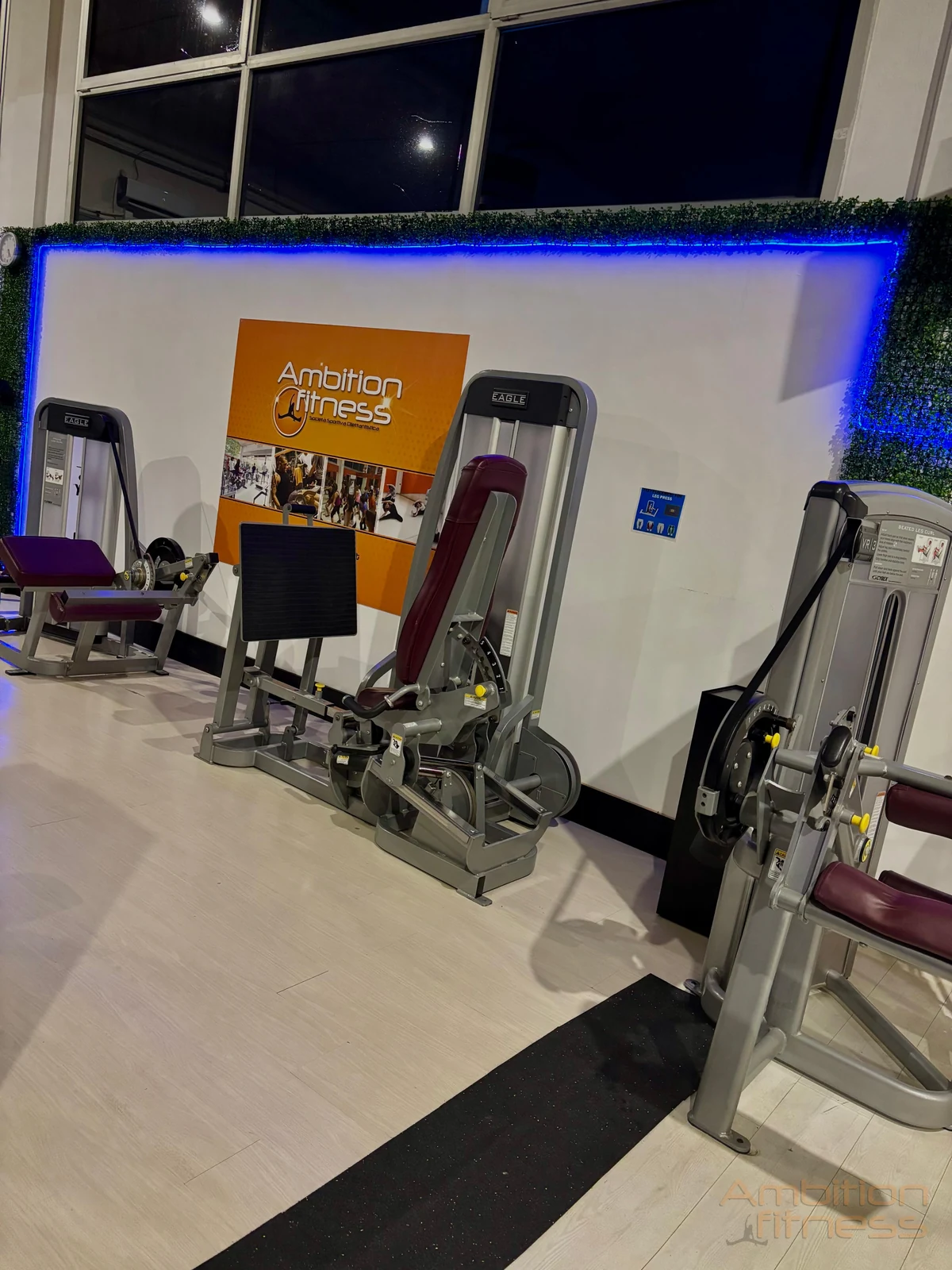 Macchinari della sala — Ambition Fitness Legnano