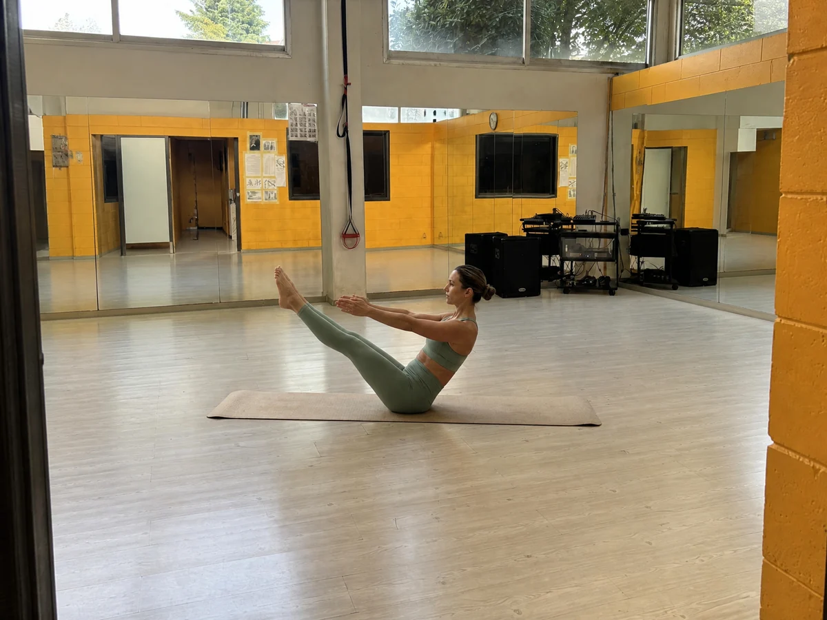 Lezione di Pilates in piccoli gruppi a Legnano